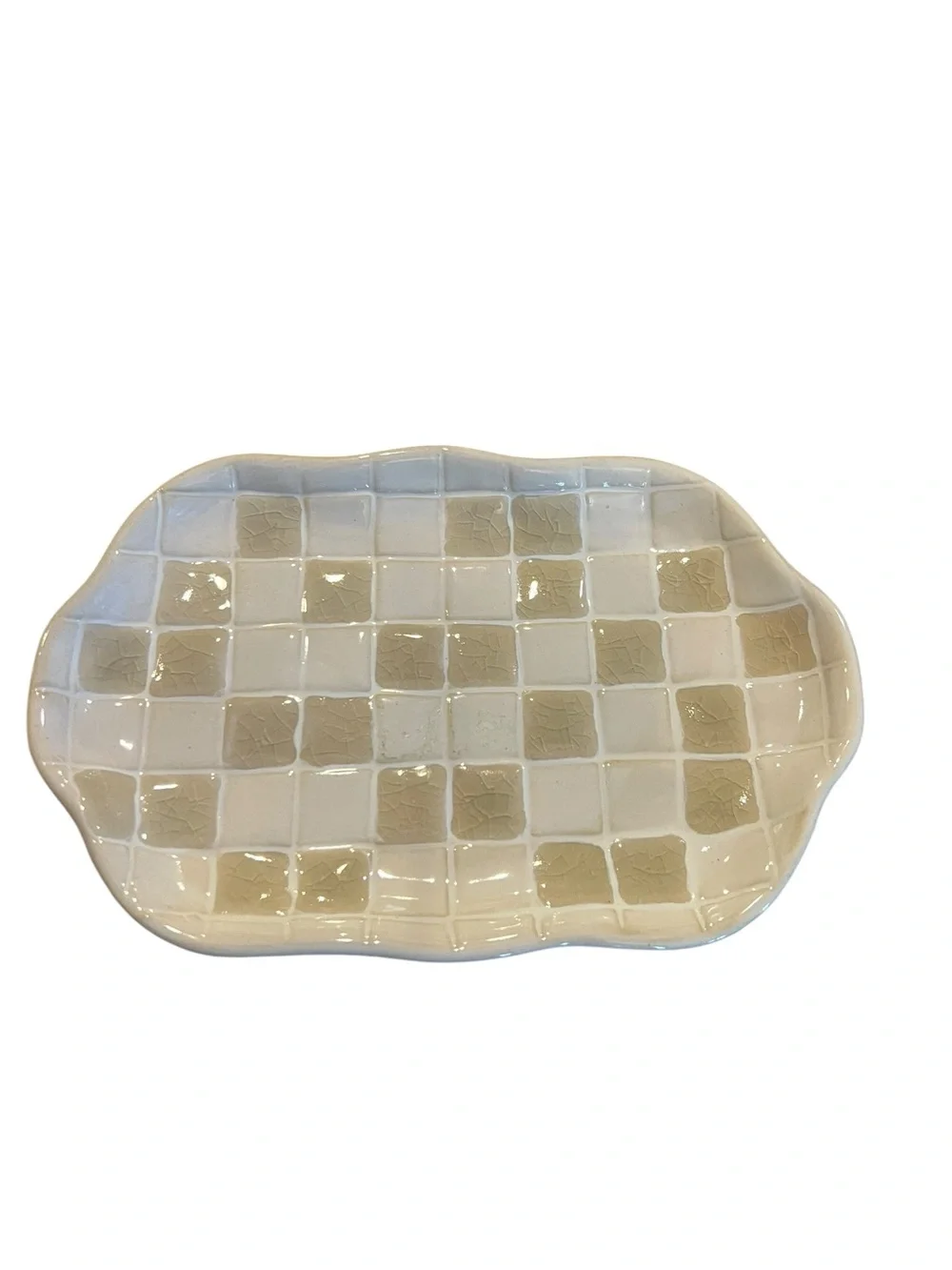 Neutral Checkered Ceramic Soap Dish